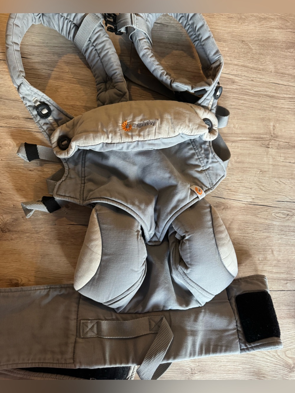 Ergobaby - Picture 1 of 4